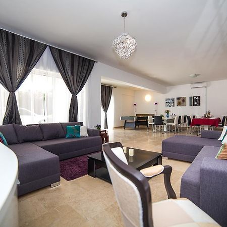 Holiday Home White House Podstrana Dış mekan fotoğraf