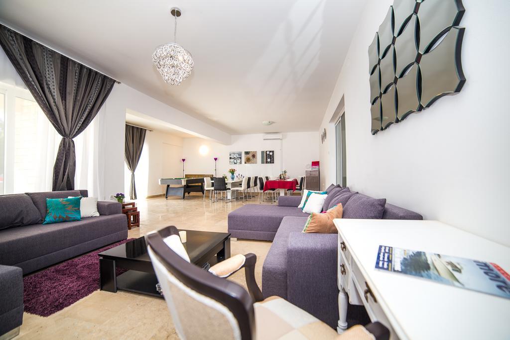 Holiday Home White House Podstrana Dış mekan fotoğraf